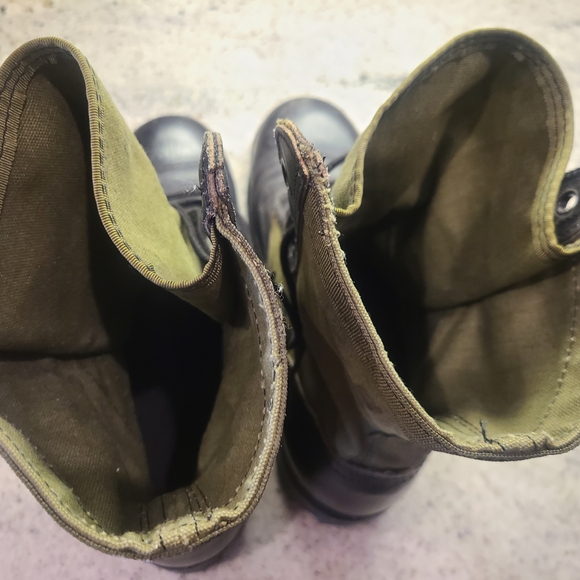 Vintage Military Combat Boots in Green and Black - Picture 7 of 10